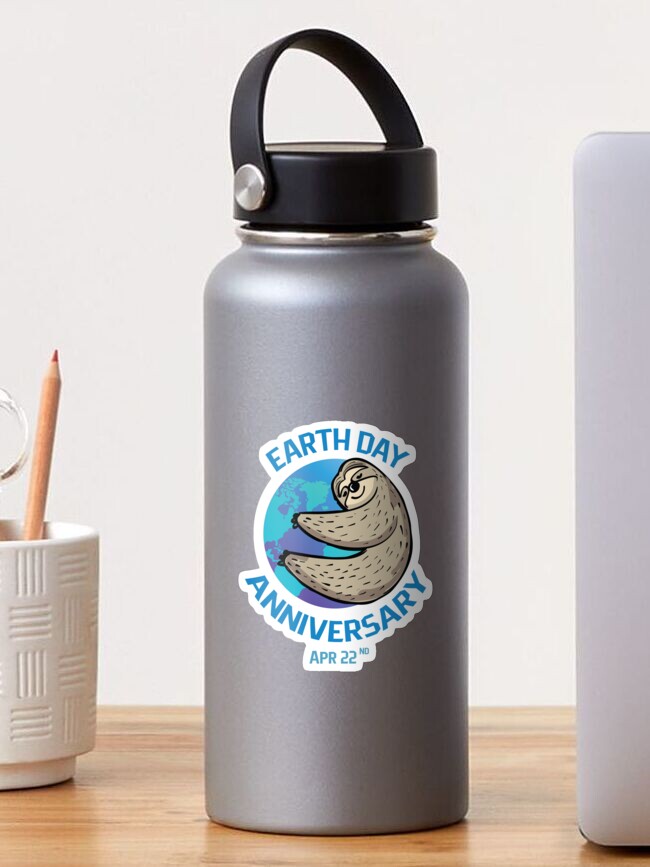 Thumbnail 1 von 3, Sticker, Cute Sloth Earth Day Anniversary Apr 22nd | Love Animals and Nature Earth Day Apparels designt und verkauft von Y-R-Creatives.