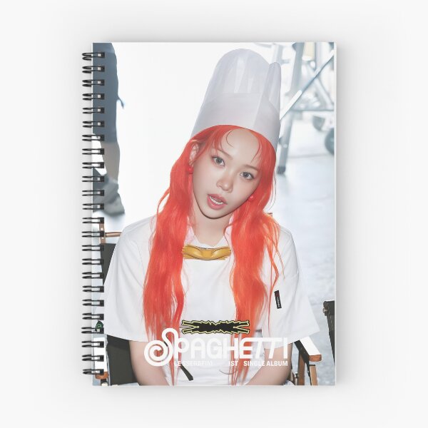 Artikelvorschau, LE SSERAFIM SPAGHETTI Chaewon Merch – Limitierte K‑Pop-Kleidung und Accessoires entworfen und verkauft von Valereekmerch.
