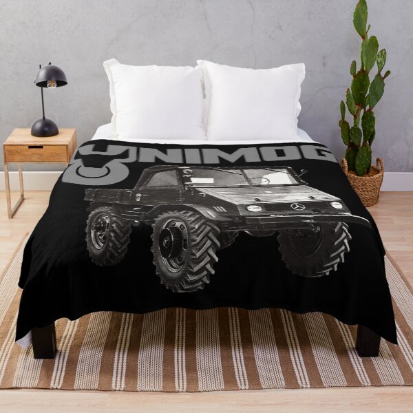 Item preview, UNIMOG vieja escuela (en negro) designed and sold by Groenendijk.