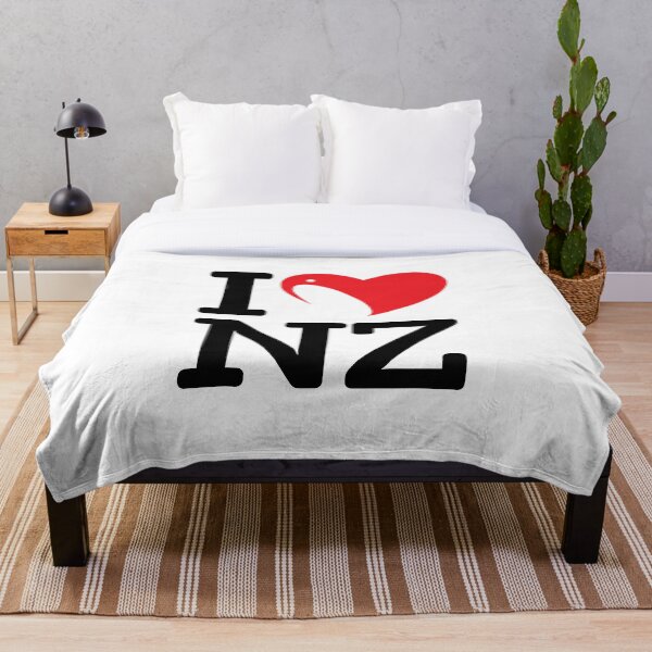 Item preview, Amo Nueva Zelanda. Orgulloso kiwi. Diseño de recuerdo de viaje de Nueva Zelanda. designed and sold by D4monart.