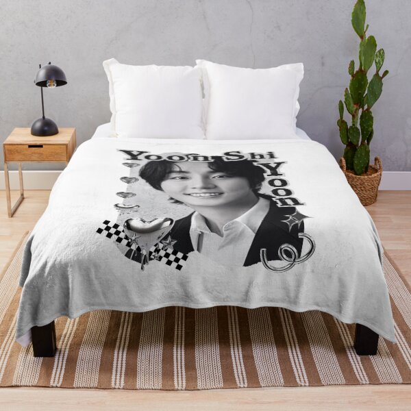 Item preview, Retrato digital en blanco y negro de Yoon Shi-yoon, actor coreano de K-dramas. designed and sold by AJUNICE STUDIO.