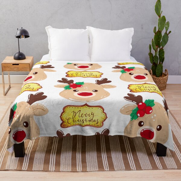 Artikelvorschau, Cute Reindeer Head with Holly Berries and Merry Christmas Label entworfen und verkauft von HorizonStores.