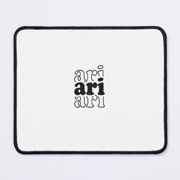 Aperçu de l'œuvre Nom Ari Personnalisé créée et vendue par Watsonarts.
