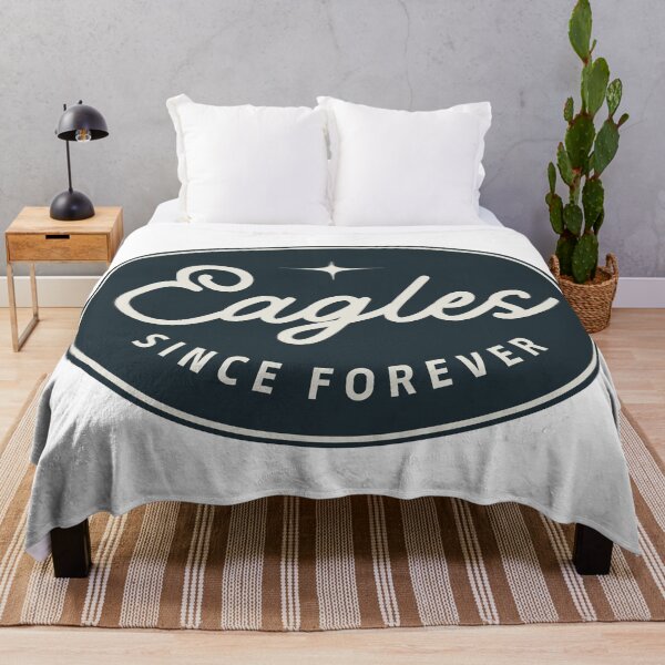 Aperçu de l'œuvre Logo Vintage Eagles Flying Bird Since Forever créée et vendue par Vintage City.
