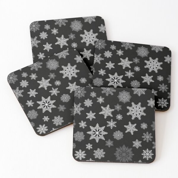 Artikelvorschau, Elegantes, einfarbiges Schneeflockenmuster – Winterliches Design in Weiß, Grau und Schwarz entworfen und verkauft von PixelVibe782.
