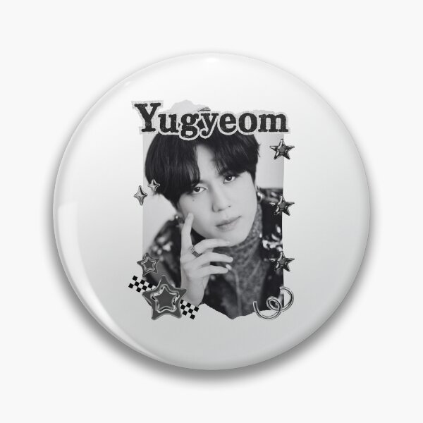Artikelvorschau, Got 7 Yugyeom Koreanische Boygroup KPop Koreanische Gruppe Schwarz-Weiß-Collage Digitales Kunstporträt entworfen und verkauft von AJUNICE STUDIO.