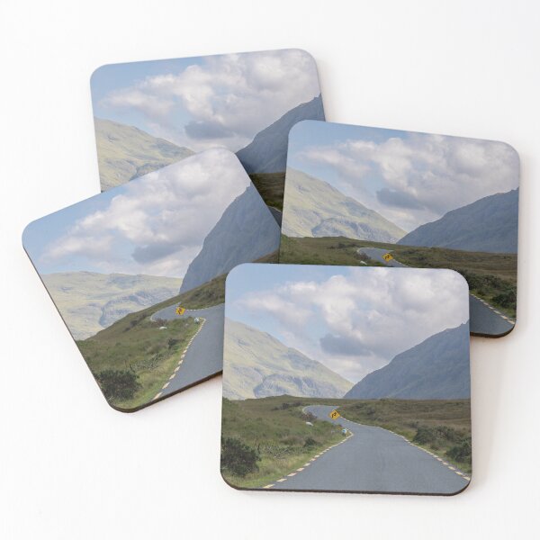 Artikelvorschau, County Mayo Mountain Road – Landschaftsfotografie im Irish Valley entworfen und verkauft von Martindoran.