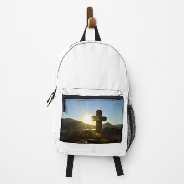 Artikelvorschau, Das Kreuz im Abendlicht – Symbol der Hoffnung / Swiss Artwork Photography entworfen und verkauft von Raphael Wolf.
