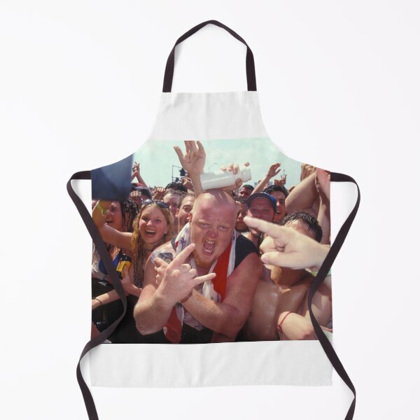 Artikelvorschau, Konzertfan in der ersten Reihe hat Spaß mit der Kamera beim Woodstock 99 - Foto entworfen und verkauft von ConcertImages.