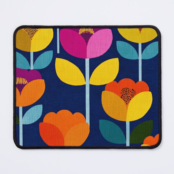 Aperçu de l'œuvre Tulipes scandinaves Marimekko jaunes, roses, bleues et oranges créée et vendue par CraftedHome.