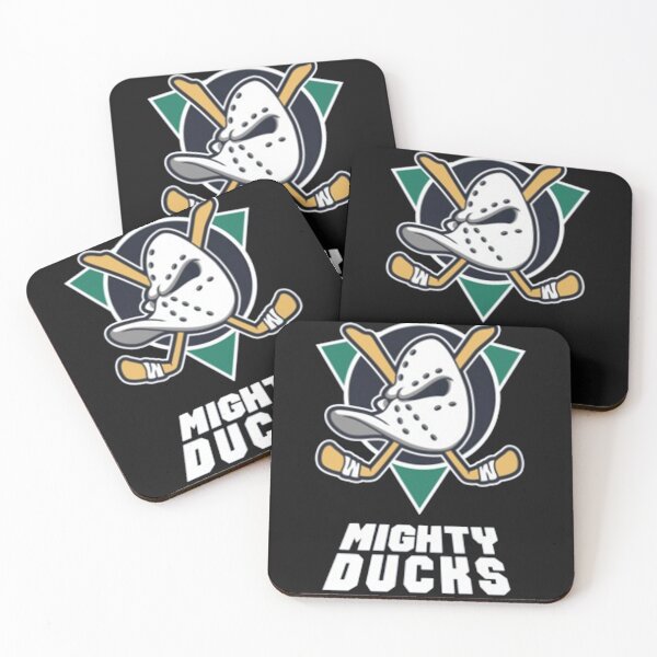 Artikelvorschau, Hockeymaske und zwei Schläger entworfen und verkauft von moamaxshop.