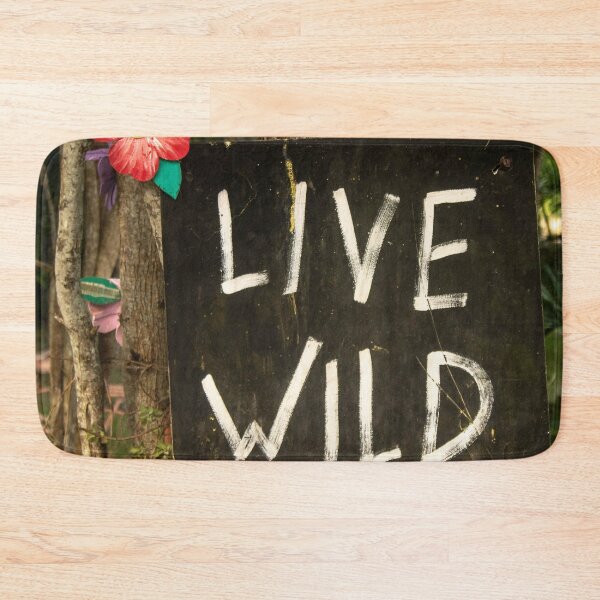 Item preview, live wild designed and sold by felipequeiroz.