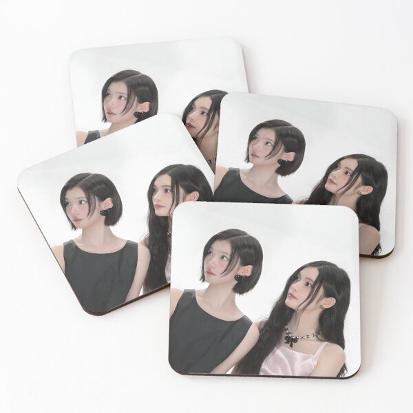 Artikelvorschau, Jiwoo und Yuha – „Pretty Please“ K-Pop Pastell entworfen und verkauft von Valereekmerch.