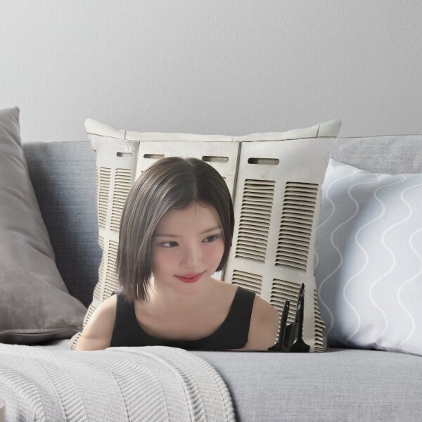 Artikelvorschau, Jiwoo – „Pretty Please“ K-Pop Pastel entworfen und verkauft von Valereekmerch.