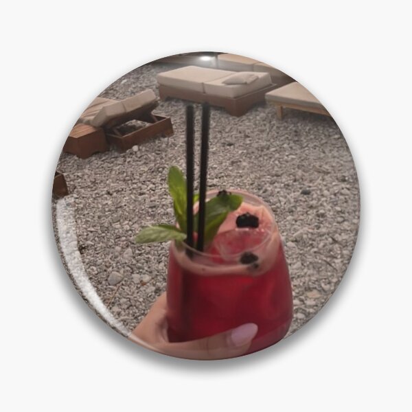 Artikelvorschau, Roter Cocktail entworfen und verkauft von InBrew.