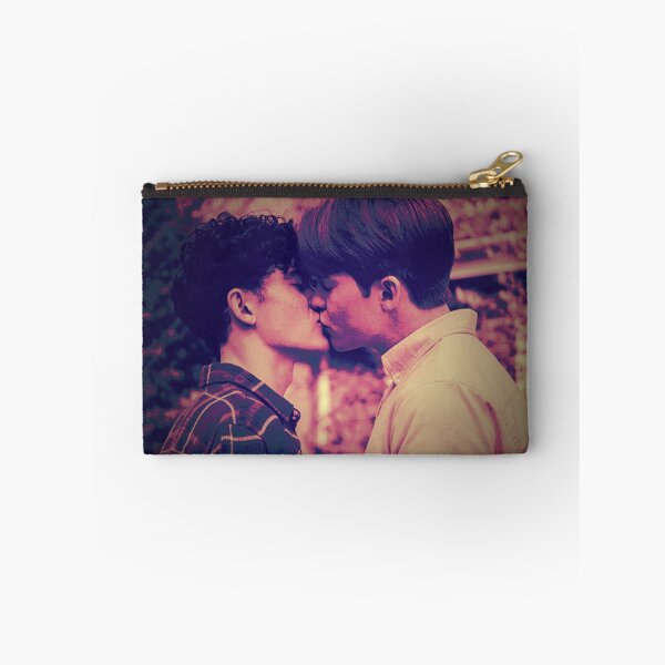 Item preview, Kit Connor & Joe Locke Kiss designed and sold by SoluxStudios.