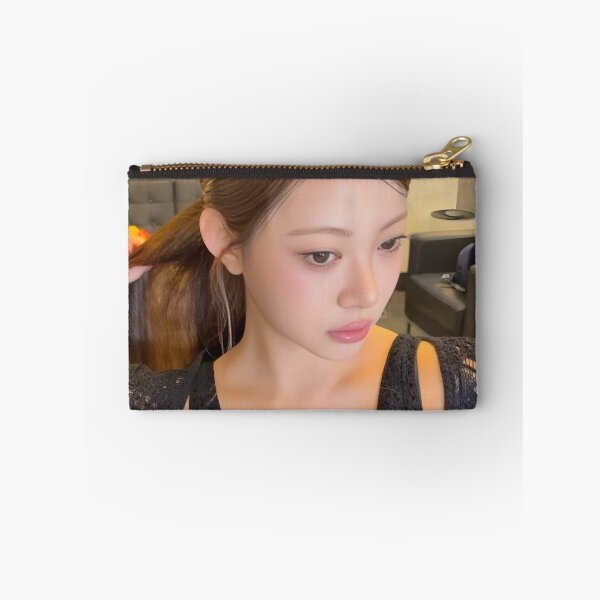 Artikelvorschau, ⁠Eunchae „SPAGHETTI“-Ära | Exklusiver K-Pop-Merch von LE SSERAFIM entworfen und verkauft von Valereekmerch.