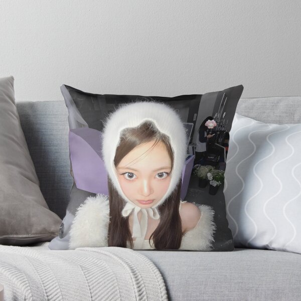 Item preview, Eunchae SPAGHETTI Merch | K‑Pop Apparel & Gifts designed and sold by Valereekmerch.