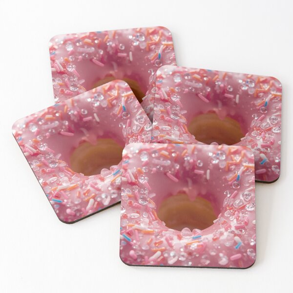 Artikelvorschau, Hübscher rosa Donut mit Kristallen und Perlen entworfen und verkauft von FILEO.
