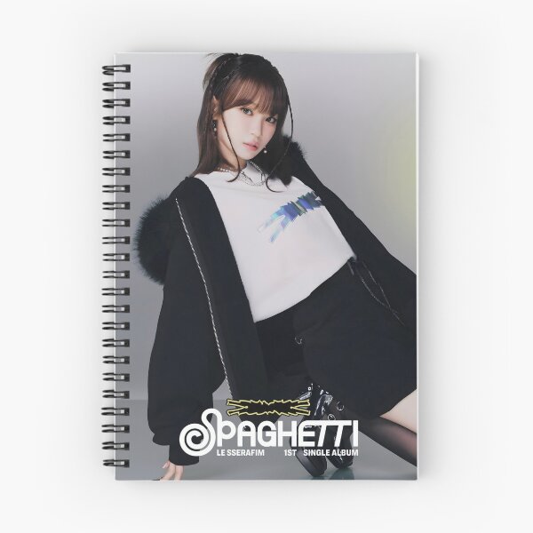 Artikelvorschau, LE SSERAFIM SPAGHETTI Chaewon Merch – Limitierte K‑Pop-Kleidung und Accessoires entworfen und verkauft von Valereekmerch.
