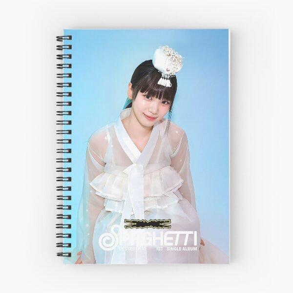 Artikelvorschau, LE SSERAFIM SPAGHETTI Chaewon Merch – Limitierte K‑Pop-Kleidung und Accessoires entworfen und verkauft von Valereekmerch.