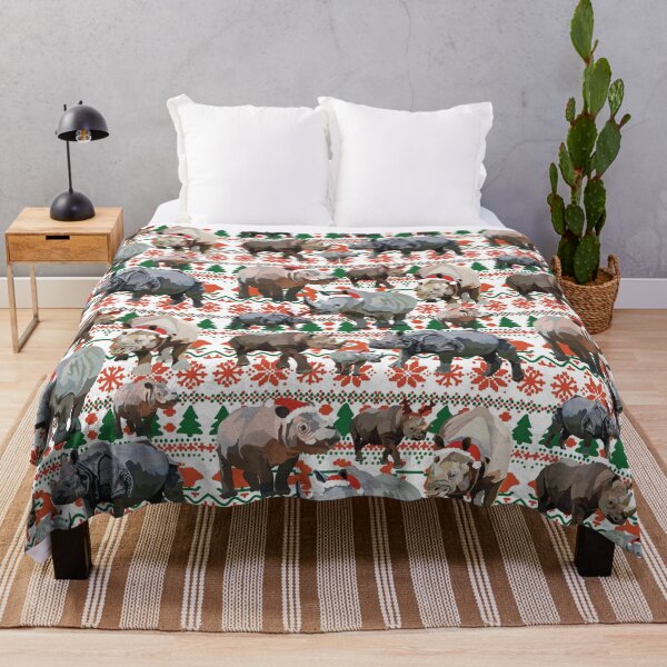 Artikelvorschau, R wie Nashorn-Weihnachten, Weihnachts-Nashorn | Festliches Design für Wildtier- und Tierliebhaber entworfen und verkauft von PrettylittlepastelUk.