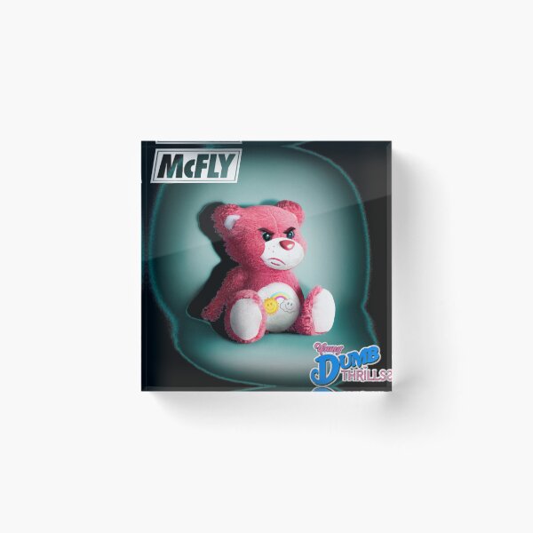Artikelvorschau, Busted gegen McFly Vintage entworfen und verkauft von DoNhungcgk9.