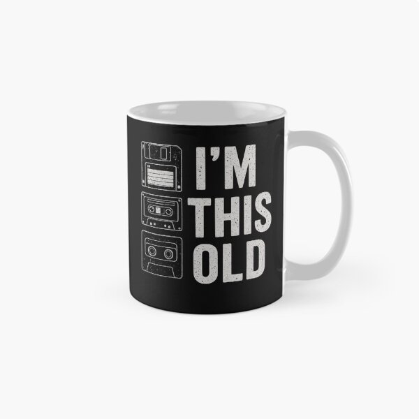 Aperçu de l'œuvre I’m This Old – Design nostalgique années 80-90 créée et vendue par Printsouf.