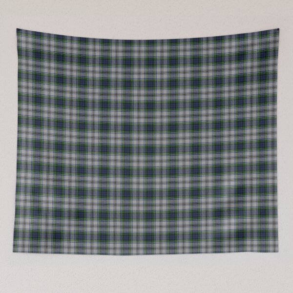 Artikelvorschau, Gordon Dress 3 Clan Tartan – Schottisches Karomuster für stolze Schotten entworfen und verkauft von The Tartan Forge.