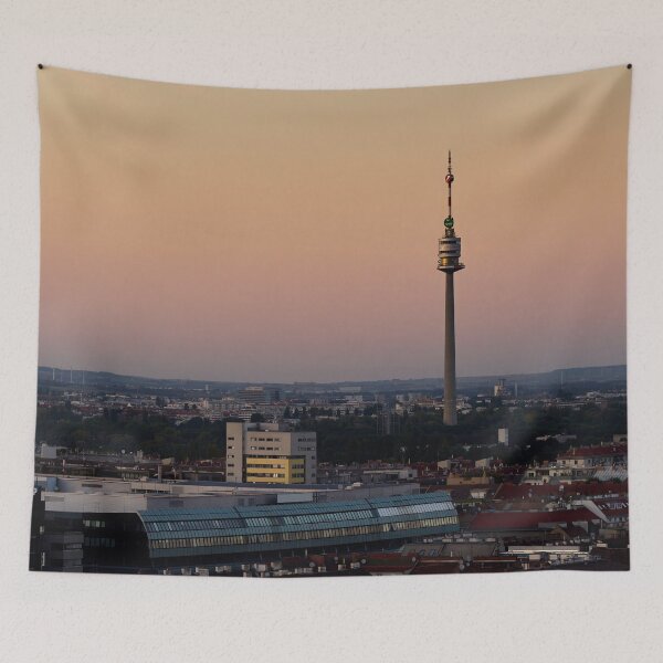 Artikelvorschau, Der Turm. Wien 2025 entworfen und verkauft von Jouko Lehto Photography.