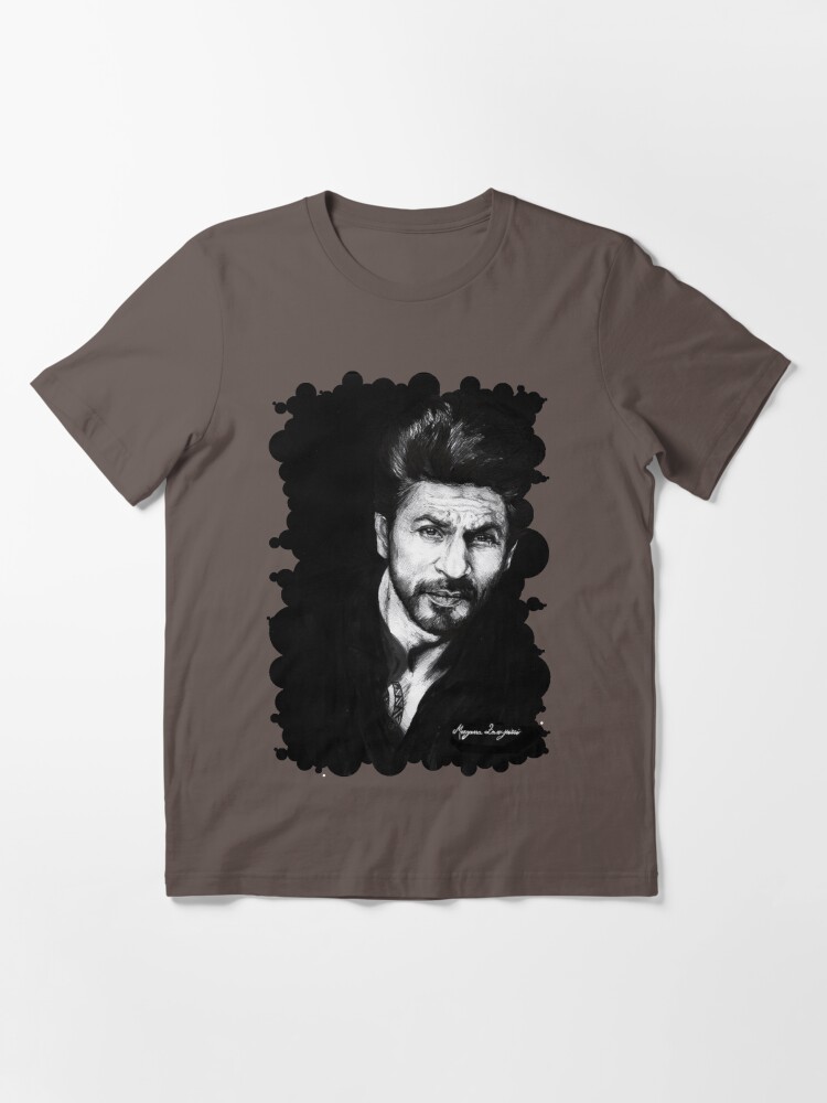 red t shirt shahrukh khan ddlj