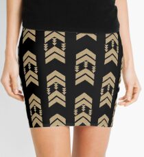 Gold Chevron - geometrisches Sparrenmuster im Schwarz- und GoldGlitter Minirock