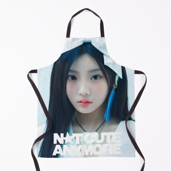 Aperçu de l'œuvre Wonhee — Badge minimaliste « Plus mignon » créée et vendue par Valereekmerch.
