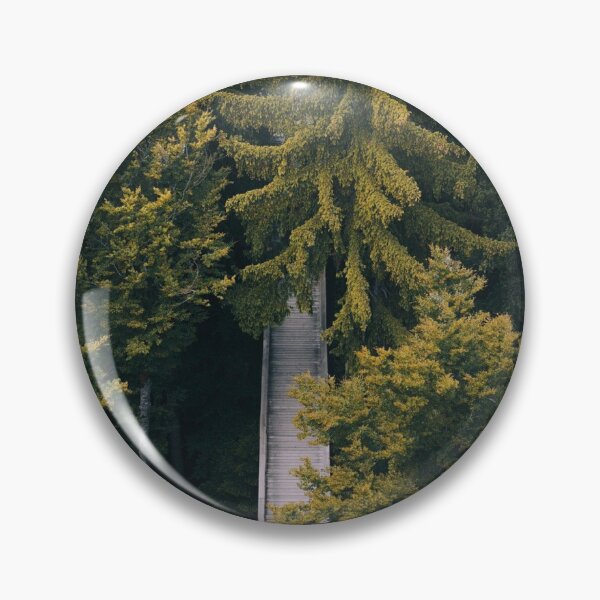 Artikelvorschau, Holzbrücke durch Waldbäume Fotodruck entworfen und verkauft von Mother-Nature65.