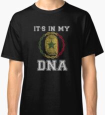 Senegal Its In My Dna Gift For Senegalese From Senegal - DNA Strand and Thumbprint With Senegal Flag Classic T-Shirt
