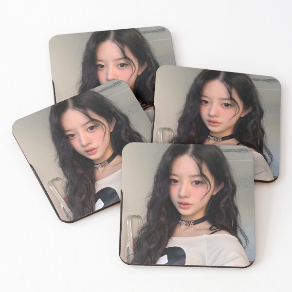 Artikelvorschau, Minju NCNA Era Bias Foto-Kunst | Sanftes K-Pop-Fan-Werk für GLLIT entworfen und verkauft von Valereekmerch.