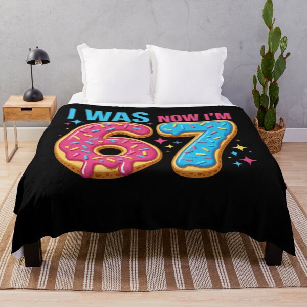 Artikelvorschau, Hände Ich Jetzt Lustiges Mädchen Ich bin Geschenk Klassisch Glücklich War 6 Junge 7. 7. Geburtstag entworfen und verkauft von RoniShorter.
