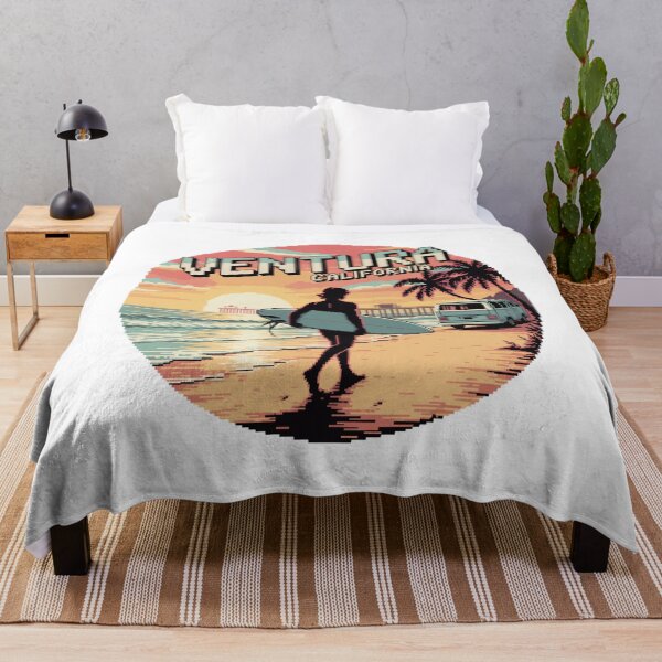 Artikelvorschau, Ventura, Kalifornien – Pixel Surfer Sunset Design entworfen und verkauft von CircinusStore.