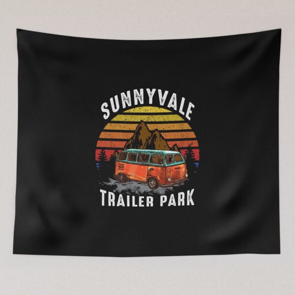 Artikelvorschau, Retro Sunnyvale Trailer Park Essential Vintage entworfen und verkauft von Jose Art Studio.