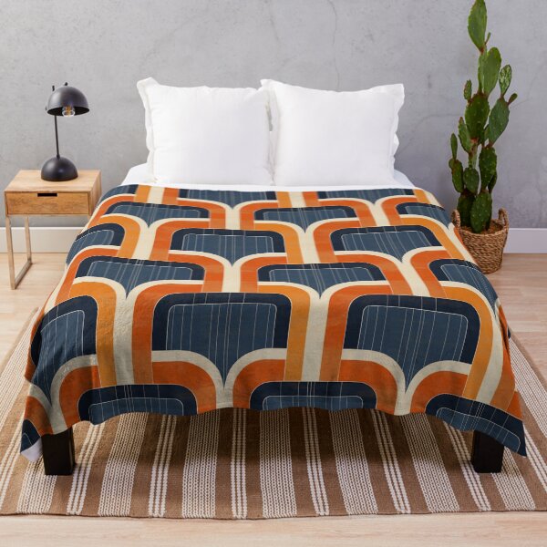 Aperçu de l'œuvre 1960s Inspired Groovy Arches in Orange, Navy & Cream – Vintage Vibe Chic créée et vendue par The Print Parlor.