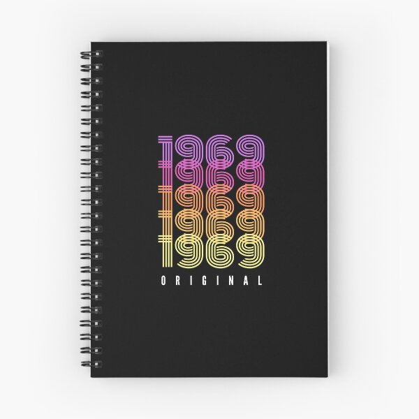 Aperçu de l'œuvre Né(e) en 1969 - Cadeau d'anniversaire 1969 - Original 1969 créée et vendue par DesignByLeo.