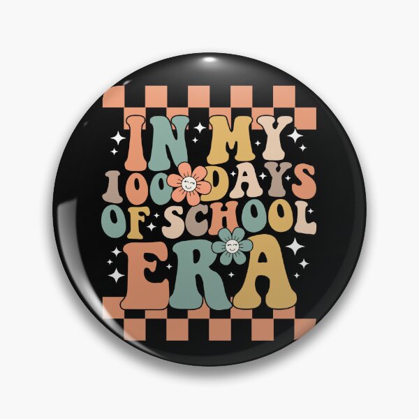 Artikelvorschau, „In My 100 Days of School“-Shirt – Retro-Lehrer-Shirt mit coolem Blumendesign zum 100. Schultag entworfen und verkauft von Alluka Brand.