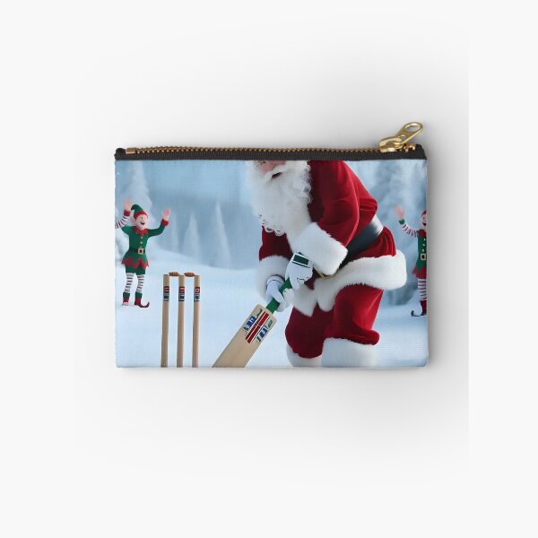 Artikelvorschau, Der Weihnachtsmann spielt Cricket. entworfen und verkauft von Nomad-Maynard.