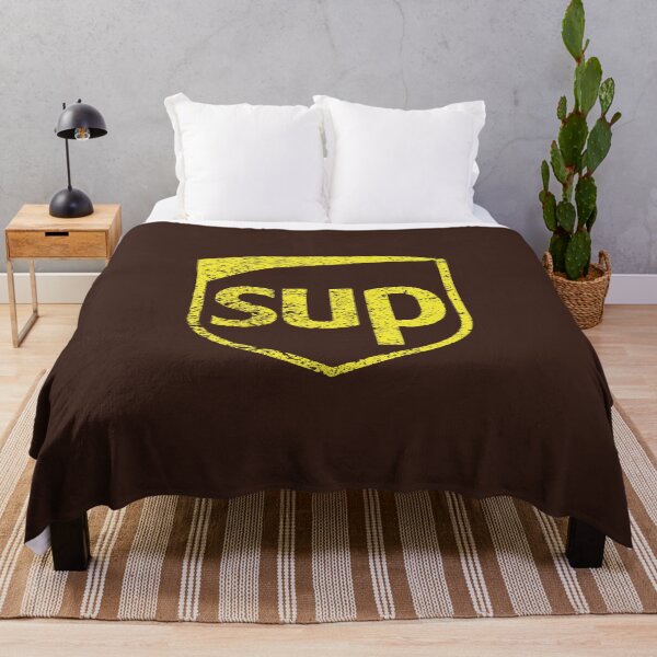 Artikelvorschau, SUP-Shirt | Lustiges T-Shirt mit Parodie auf Stand-Up-Paddling-Lieferungen entworfen und verkauft von Jerusalem Shuk.