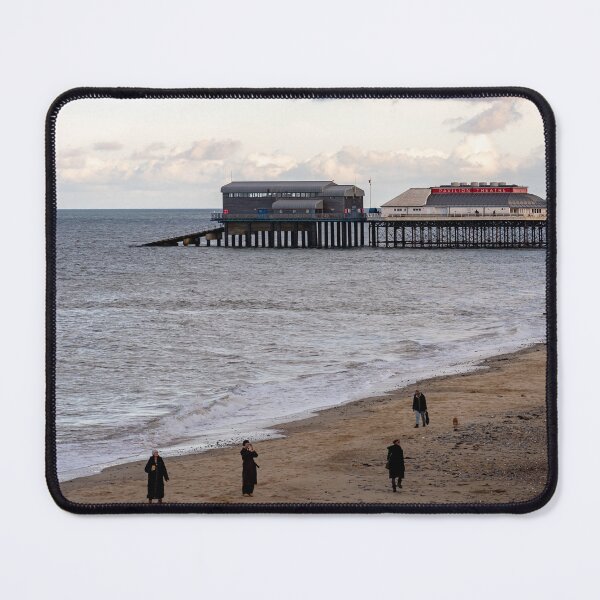 Artikelvorschau, Hoch oben bietet sich ein herrlicher Blick über den Cromer Beach. entworfen und verkauft von yackers1.