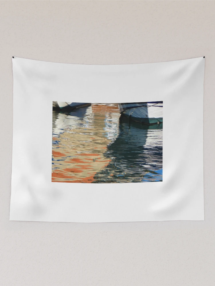 Aperçu 2 sur 3. Tentures avec l'œuvre Water Ballet créée et vendue par Randy Sprout Fine Art.