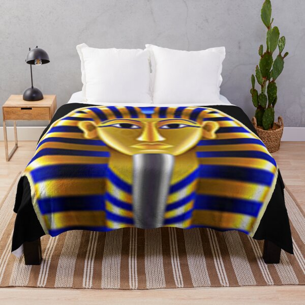 Item preview, "Graphisme du roi Toutankhamon : Un dessin graphique simple du masque bleu-or du pharaon (Vibrant)" designed and sold by thechoice1.
