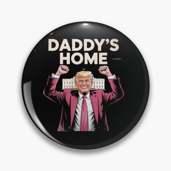 Artikelvorschau, Daddy's Home Lustiges Grafik-T-Shirt Daddy's Home entworfen und verkauft von TiredPack.