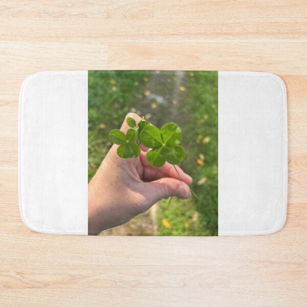 Item preview, 4 leaf clovers designed and sold by SamiC06.