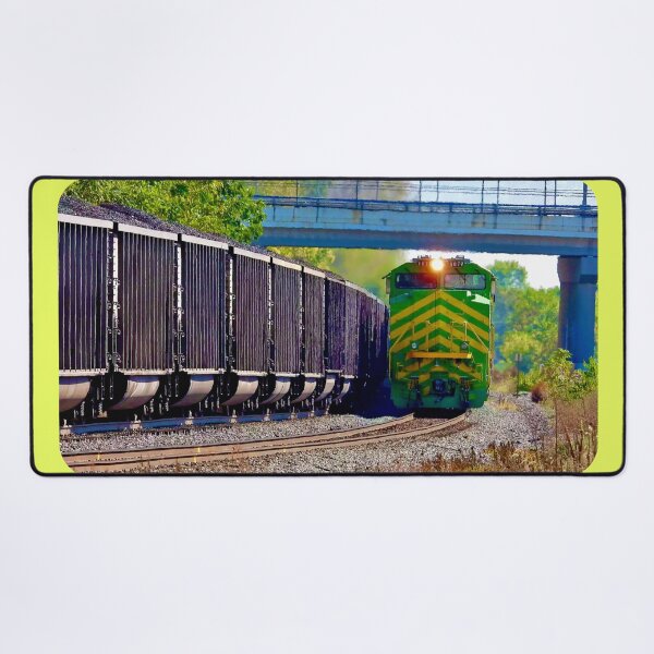 Item preview, Green & Yellow Illinois Terminal Locomotive Approaching designed and sold by train-shop.